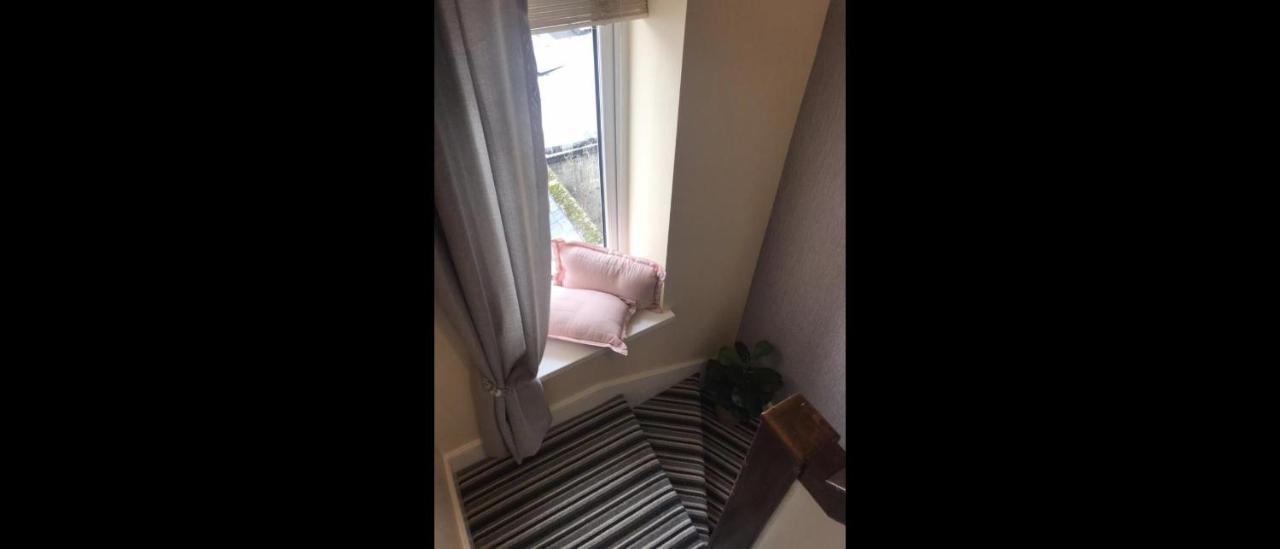Helens House Derry City Centre Remarkable 3-Bed Exterior photo
